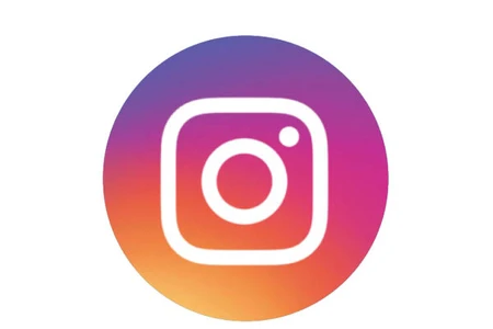 instagram logo with gradient purple orange background